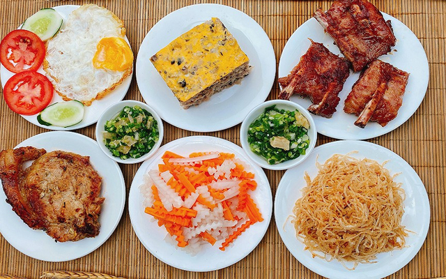 Cơm-Sườn-&-Bún-Thịt-Nướng-Hy-Hy---76-Bùi-Văn-Thêm