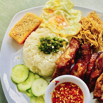 com-tam-suon-cheo-huynh-van-banh