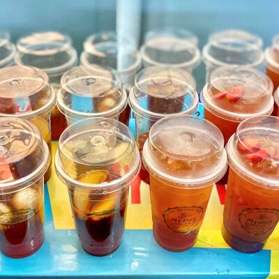 tra-ao-myday-lac-long-quan