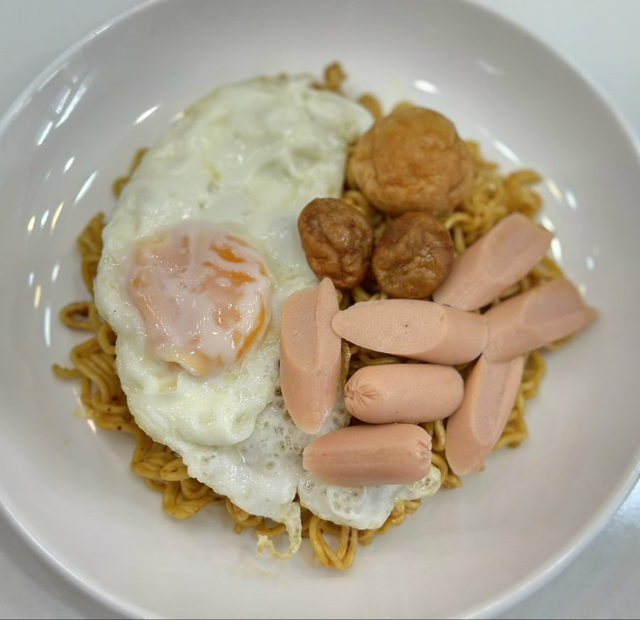 mi-tron-va-an-vat-sasumi-nguyen-van-cua