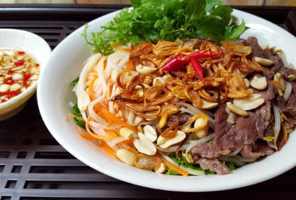 Bún-Trộn-Nam-Bộ-Xa-La-Pé-Sói---Chung-Cư-BMM-Phúc-La