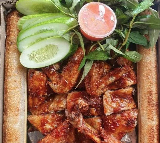 Ngọc-Quý---Gà-Nướng-Cơm-Lam-&-Thịt-Nướng---Huỳnh-Tấn-Phát