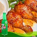 com-ui-ga-sot-chua-ngot-trung-op-coca