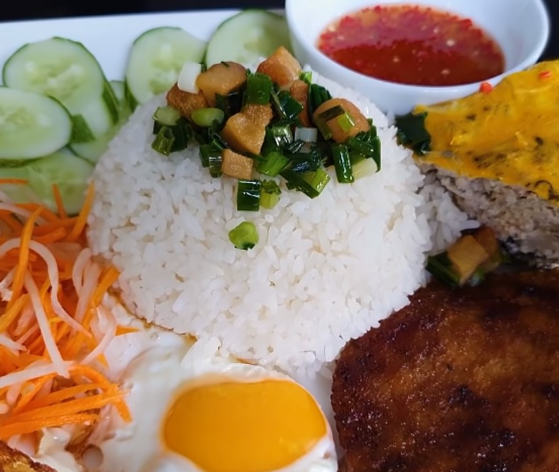 com-tam-hoang2-at-moi