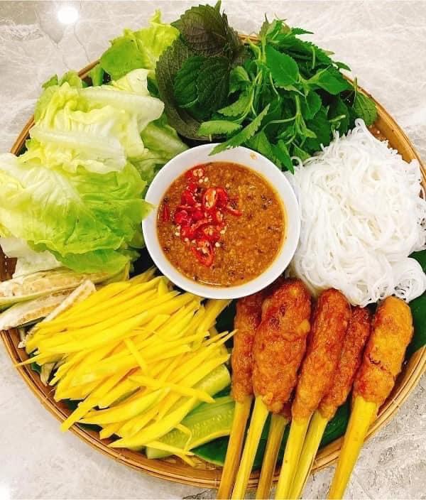 mon-hue-nem-lui-banh-bot-loc-nguyen-trai
