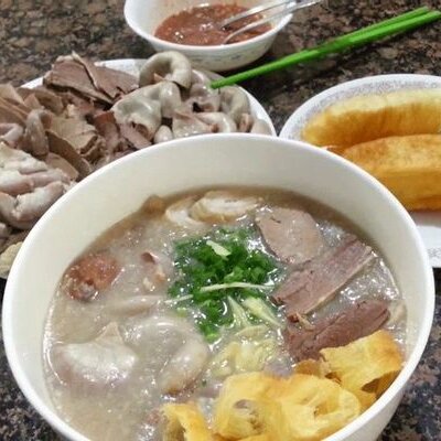 chao-long-hong-nhung-nguyen-gia-tri