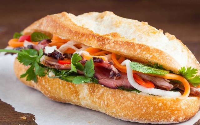 banh-mi-ha-noi-chinh-hieu-truong-quoc-dung