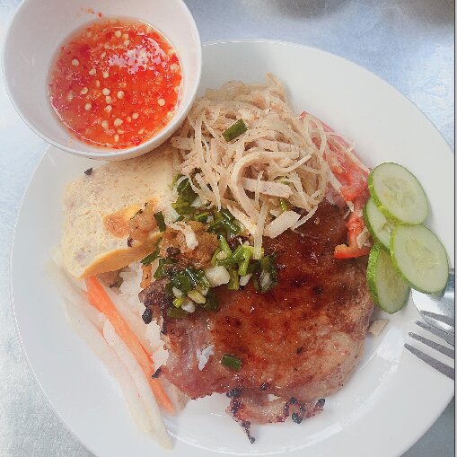 com-tam-bun-thit-nuong-be-cua-phan-anh