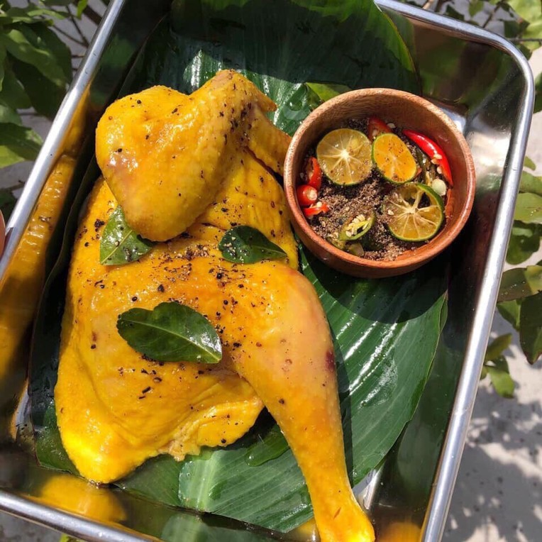 Gà-Rán-&-Gà-Ủ-Muối---Chiến-Thắng