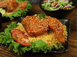 com-ga-ma-lai-chung-cu-ngo-tat-to