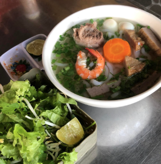 banh-canh-cha-ca-binh-thuan-tran-thai-tong