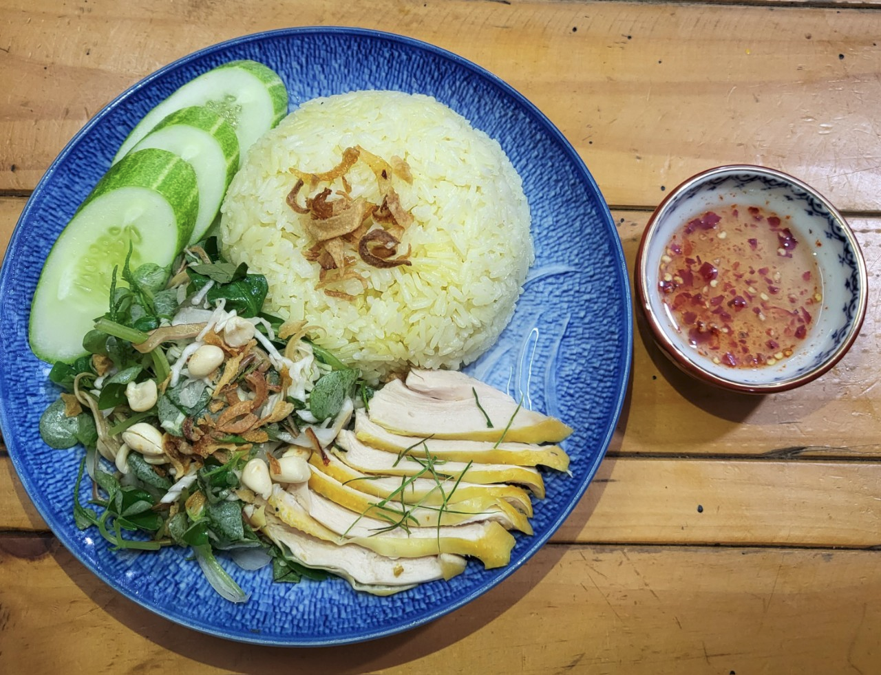 com-ga-ta-endoo-trinh-thi-mieng