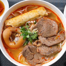 Hình ảnh Bún Bò Huế - Vũ Tùng