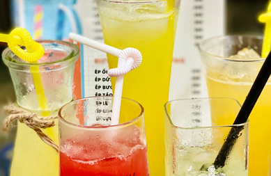 tiem-cua-quyen-sinh-to-nuoc-ep-trai-cay-tan-trieu