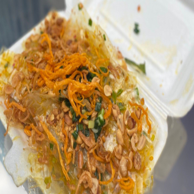 tan-at-banh-trang-nuoc-mia-le-van-tho