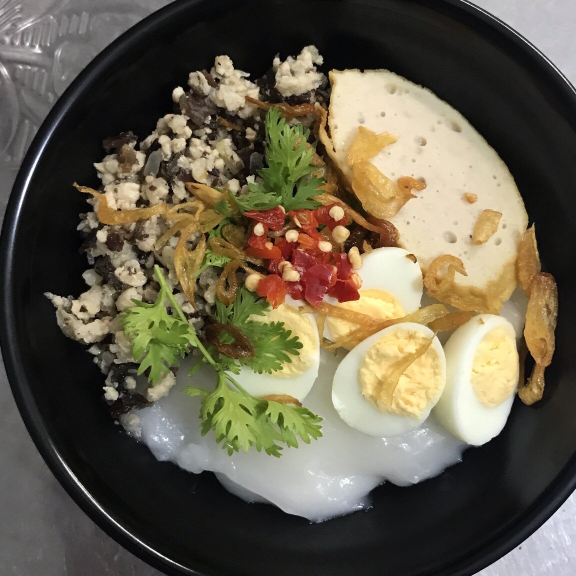 banh-uc-nong-com-cuon-lazy-home-tan-son-nhi