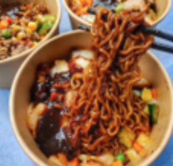 mi-tuong-en-heo-xao-cay