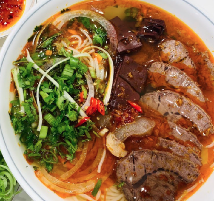 co-anh-bun-bo-bun-rieu-tan-chanh-hiep-35