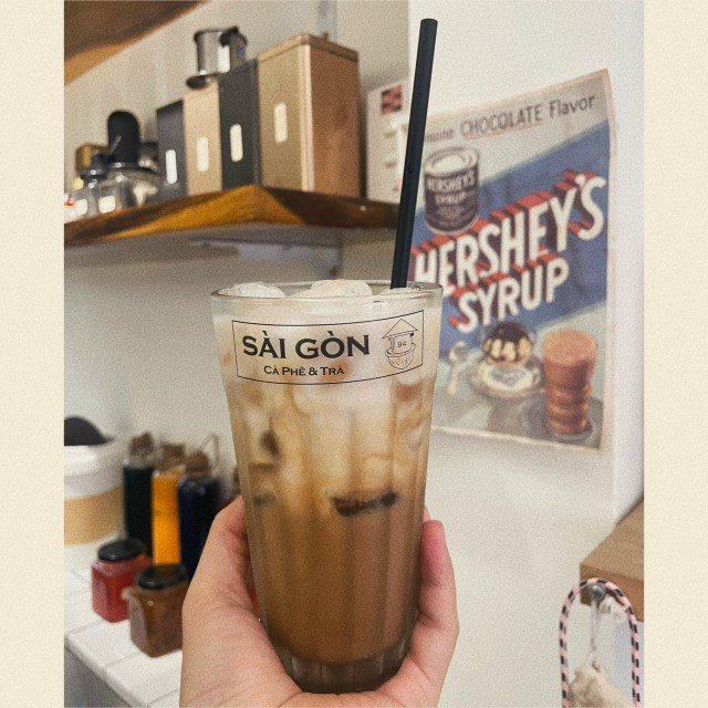 sai-gon-94-ca-phe-tra-nguyen-huu-cau