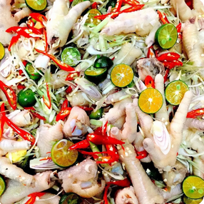 chan-ga-sot-thai-ba-nam-cach-mang-thang-8