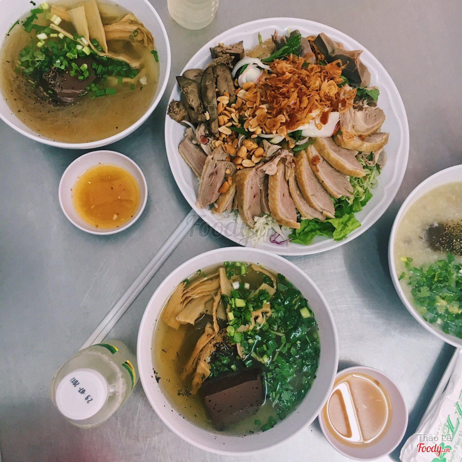 thuy-tram-quan-bun-mien-vit-vo-van-tan