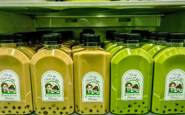 tra-sua-hai-co-gai-binh-quoi