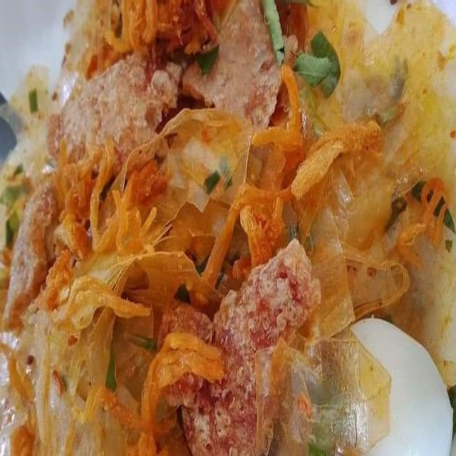 Út-Linh---Bánh-Tráng-Trộn-&-Da-Heo-Chiên-Giòn---Đường-Số-8