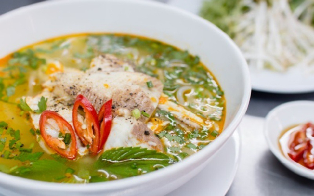 banh-canh-bun-ca-loc-thien-map-tan-thanh