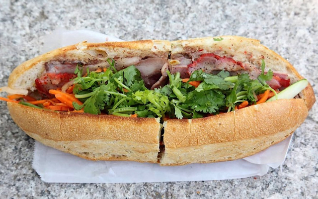 banh-mi-que-ngon-nhat-nguyen-van-linh