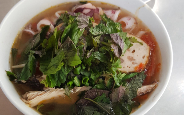 bun-muc-ba-hien-la-xuan-oai