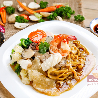 hu-tieu-nam-vang-hong-phat-thao-ien-xuan-thuy