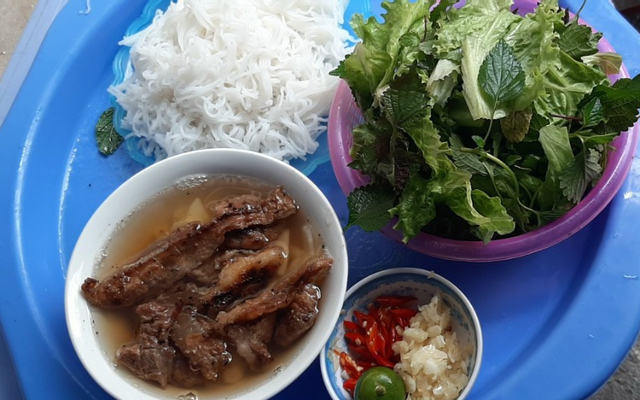 bun-cha-quyet-hoa-n5a-bun-cha-hoang-ao-thuy