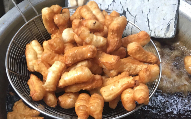 quay-ui-ga-thai-thinh