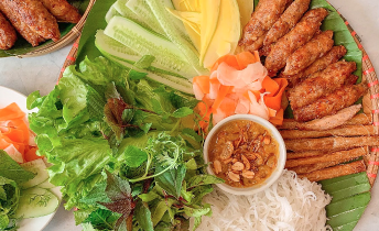 nem-nuong-nha-trang-duong-van-be