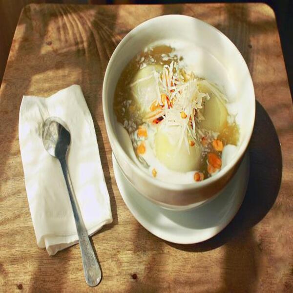 Bánh-Trôi-Tàu---Chè-4-Mùa---Bạch-Mai