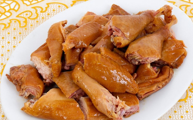 bep-nha-co-lu-o-an-vat-phung-khoang