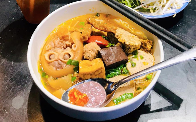 nha-van-bun-rieu-tom-cua-hoa-hue