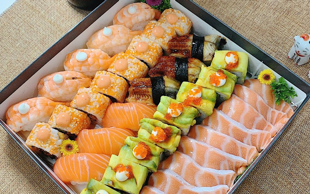 sushi-ngon-re-cn-tan-phu-nguyen-hao-vinh