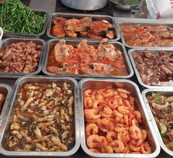 chi-ep-quan-com-van-phong-ca-phe-pho-quang