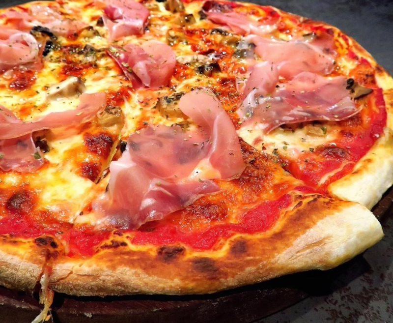 chef-s-pizza-to-ngoc-van