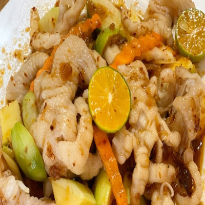 hoang-tra-sua-chan-ga-sot-thai-nguyen-uc-thuan