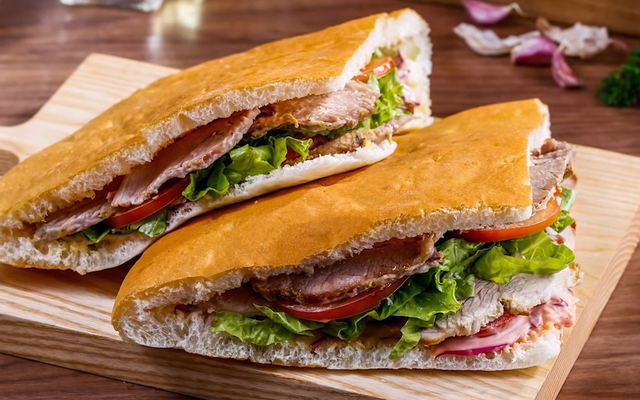 banh-mi-kebab-burger-torki-uong-so-7