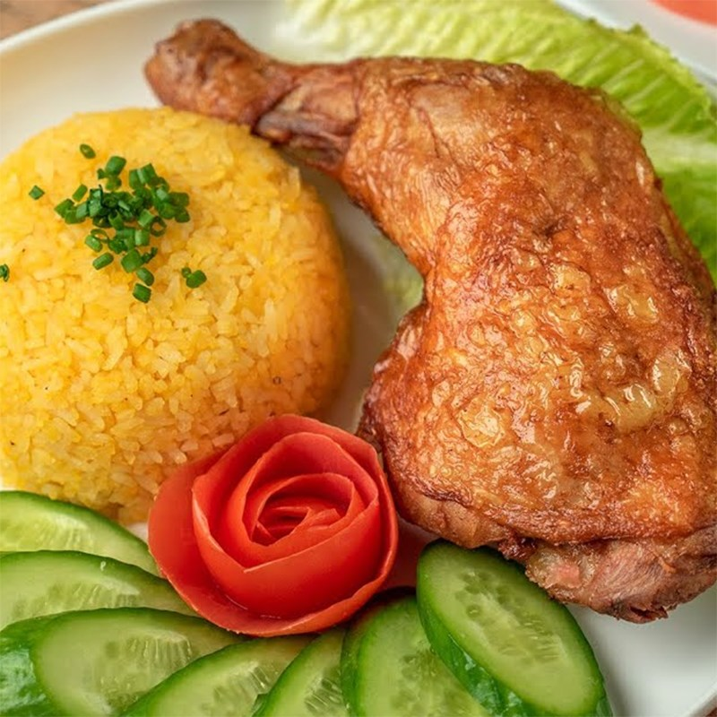 com-chien-ga-xoi-mo-quang-huy-nguyen-thi-sau