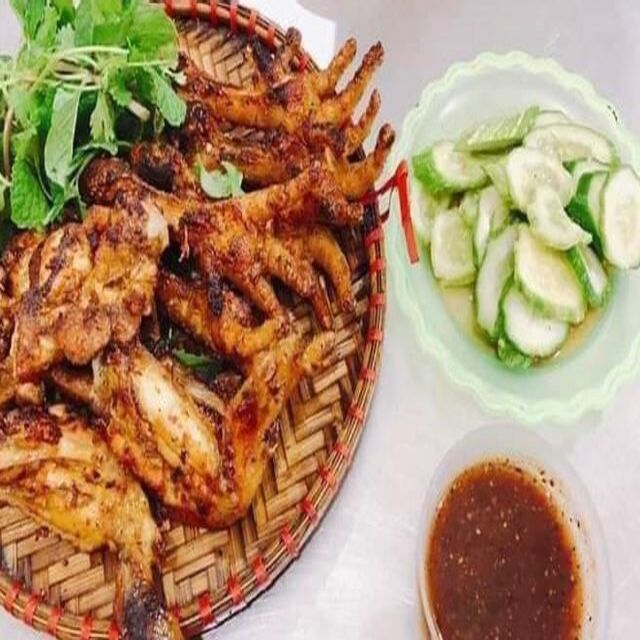 chan-ga-nuong-dung-beo-xuan-inh