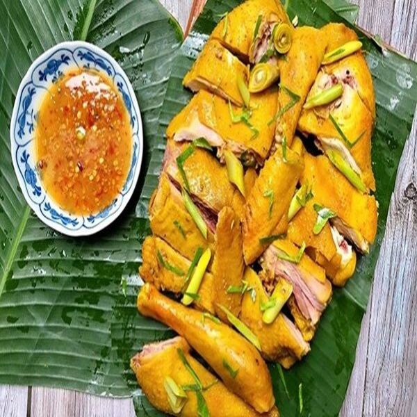 Má-Ba---Gà-Ủ-Muối-&-Chân-Gà-Lắc---Đường-Số-17
