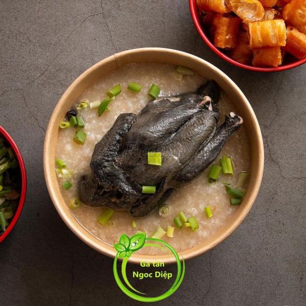 chao-ga-ac-ham-hat-sen-tao-o