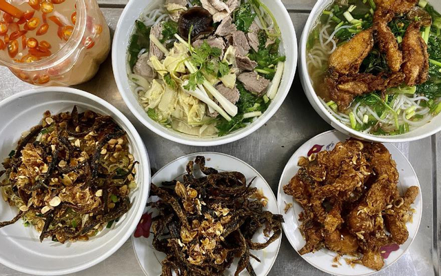 thoa-bun-mien-bach-mai