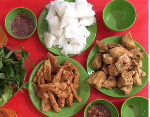 bun-au-mam-tom-goc-a-ngo-gach