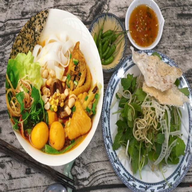 ba-trung-1-mi-quang-uong-so-18