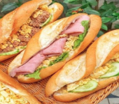 banh-my-thit-xien-nuong-tra-chanh-ong-thien